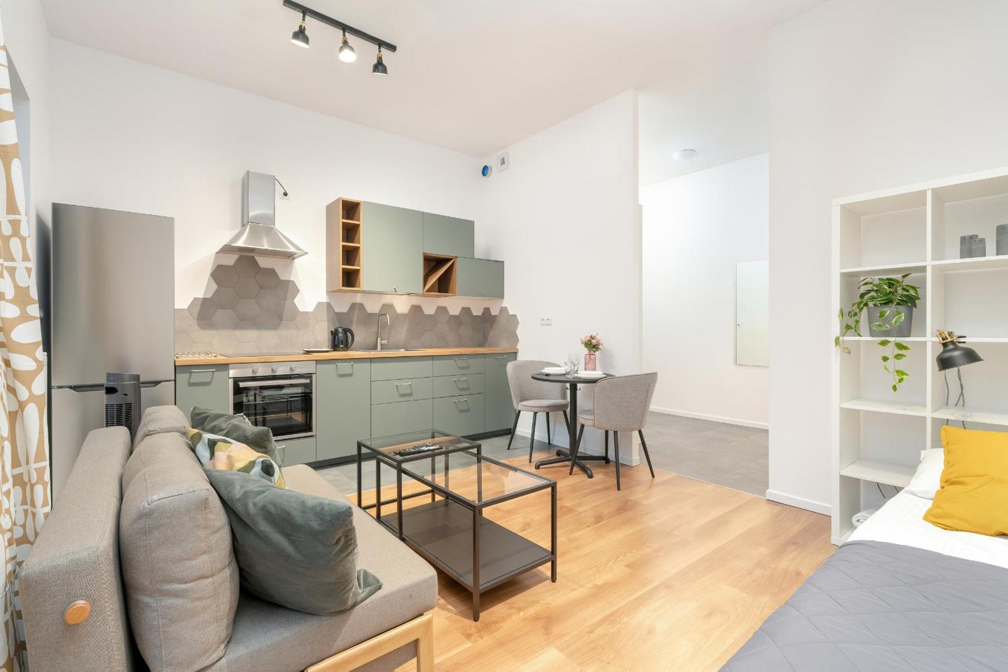 Cozy Studio With Balcony And Free Garage By Noclegi Renters Познан Екстериор снимка