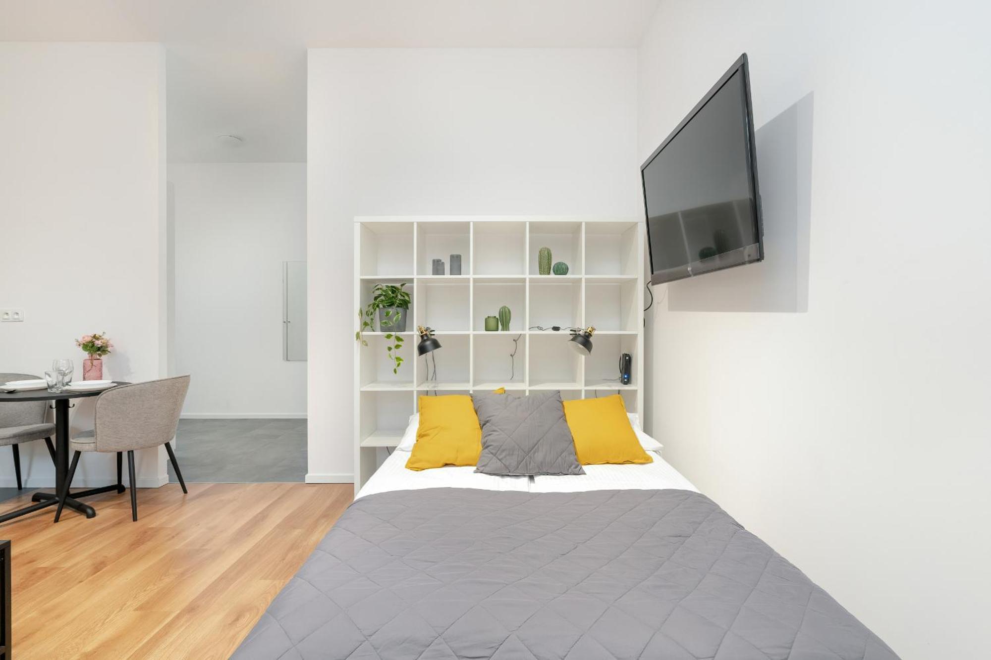 Cozy Studio With Balcony And Free Garage By Noclegi Renters Познан Екстериор снимка